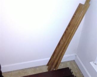 Wood side board and slats fir twin bed