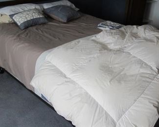 Queen Bed