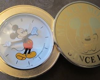 Mickey desk clock