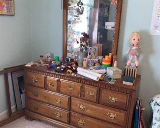 DRESSER WITH MIRROR