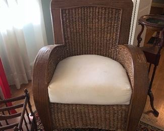 WICKER CHAIR