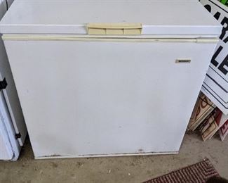 10.2 cubic freezer, used only a little