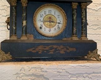 MANLE CLOCK