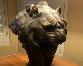 FABULOUS LION 3 HEAD LAMP, AWNSOME PIECE