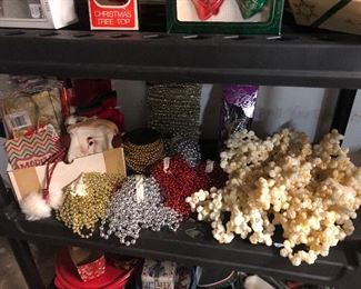 non biodegradable popcorn for christmas-a must have !!   anyone reading this ???   lol