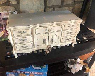 french provincial jewelry box- its a music box too