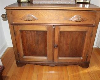 ANTIQUE DRY SINK