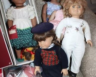 AMERICAN GIRL DOLLS