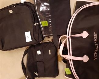 LOT 84 added photo upscale tote