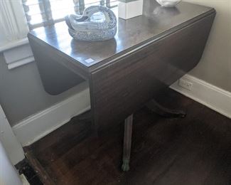 small drop leaf table