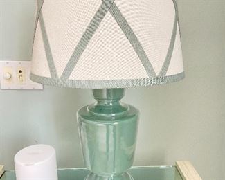 Table lamp