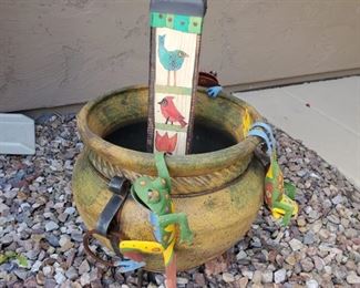 Yard Art Frog Metal Outdoor Planter / Pot Huggers, Set of 3