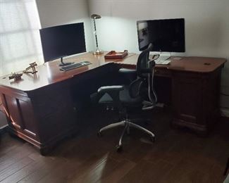 Aspen Home Office Furniture