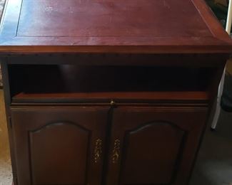TV Console with Swivel Top