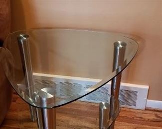 Side Table - 2 available 
25.4"L x 26"W x 23"H
Available for pre-sale. Please contact us at contactmvp@moorevaluepros.com for more information or to purchase. 