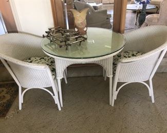 WICKER 3 PIECE TABLE & CHAIRS