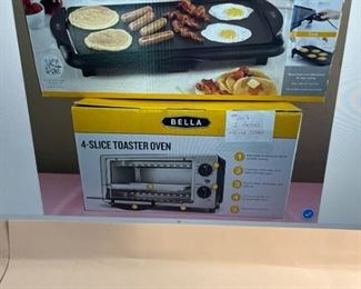 Bella Toaster Oven and Large Griddle