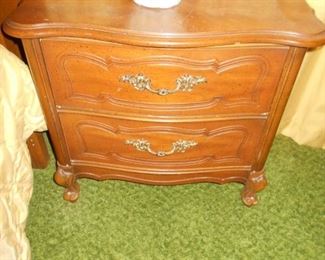 One of 2 night stands