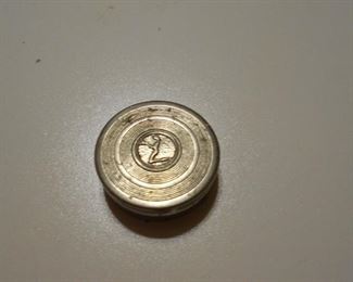 Richard Hudnut rouge compact