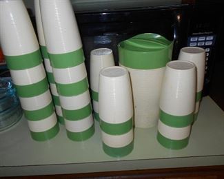 Thermo-Temp pitcher and 20 tumblers