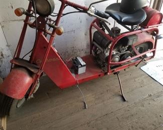 CUSHMAN Scooter 1950s - $2800