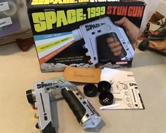 1976 Remco Space 1999 Stun Gun with Box