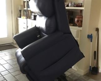 Blue Electric Lift / recliner Chair