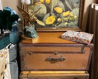 More fab vintage luggage.