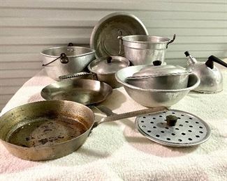 21.	Lot 11 piece vintage cookware (bucket, whistle teapot etc) $50 NOW $25