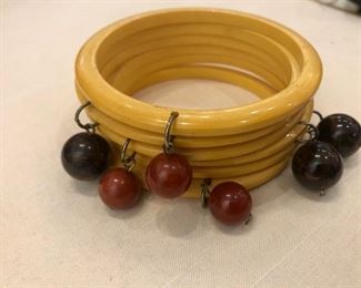 spacer set with dangles