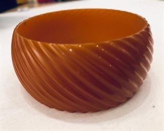 WIDE ribbed bakelite pumpkin color
