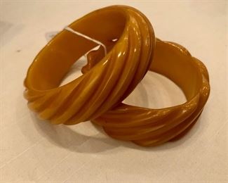 pair of pumpkin ribbed bakelite bangles