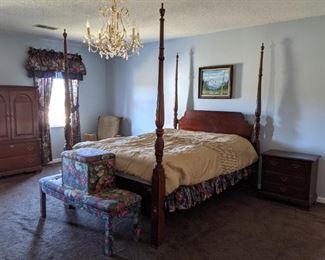 Stanley Four poster Queen bed
