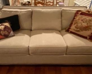 Beautiful 'like new' sofa