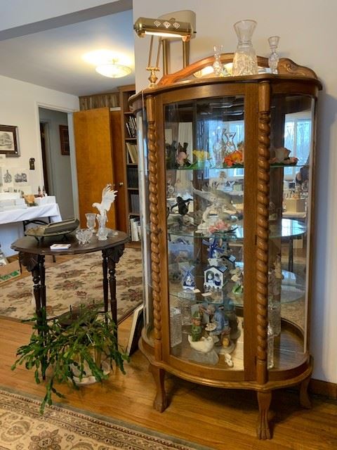 Oak Curved Glass China Cabinet