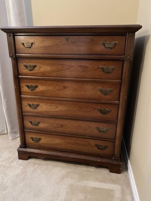 Bassett Furniture Chest of Drawers 37.5 L x 19.5 w x 45 H