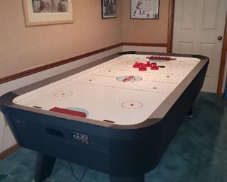 Harvard air hockey table