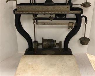 Marble Top Computing Scale, Dayton OH, With Weights