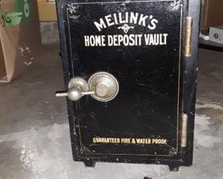 Vintage Meilink Home safe w/combination
