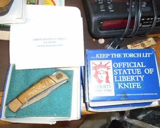Statue of Liberty Pocket Knife in Original Box