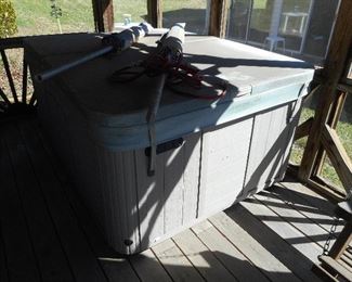 Hot Tub (Never Used)