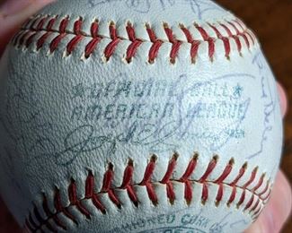 1964 New York Yankees Signed Team Baseball; Mickey Mantle, Roger Maris, Yogi Berra, Whitey Ford, Tony Kubek, Clete Boyer, etc.
