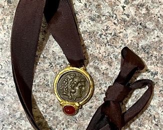 Item 432:  Medallion Pendant Necklace:  $14