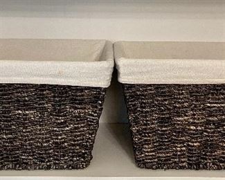 Item 577:  Lot 2 Baskets with Cotton Inserts:  $14