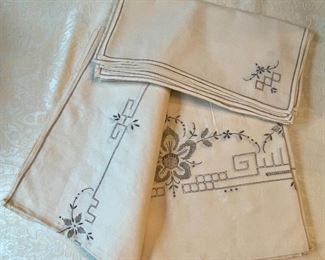 Item 19:  Embroidered Linen Tablecloth and Napkins: $48