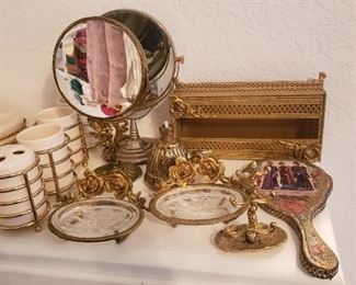 Vintage Bathroom Vanity Items