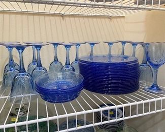 Blue dishes 
14 glasses 
22 dinner plates
4 bowls 