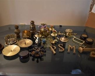 Large Lot of Assorted Brass/Metal/Wood Home Decor Items