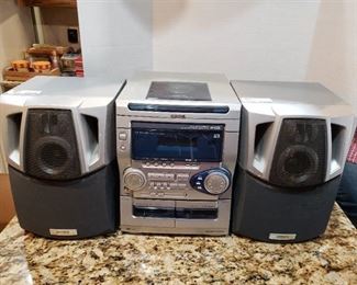 Aiwa 3 Disc CD Bookshelf Stereo System   | Model CX-NAJ20