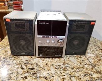 Panasonic CD Stereo Bookshelf System SA-PM533 5 Disc Changer | Model CD-E67